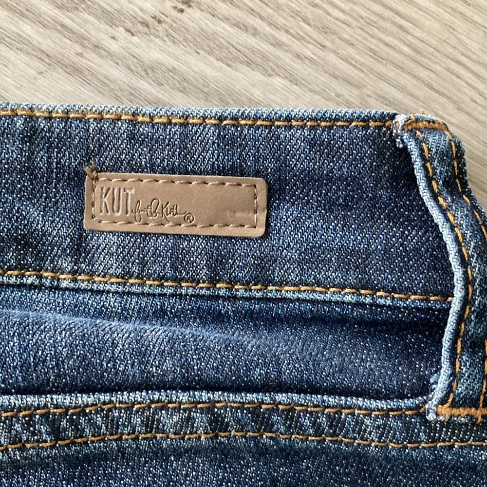 KUT FROM THE KLOTH NEWCatherine Boyfriend Jeans
98 % cotton New whiteout tag - Picture 13 of 14
